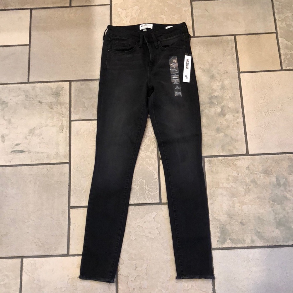 Black Skinny Jeans